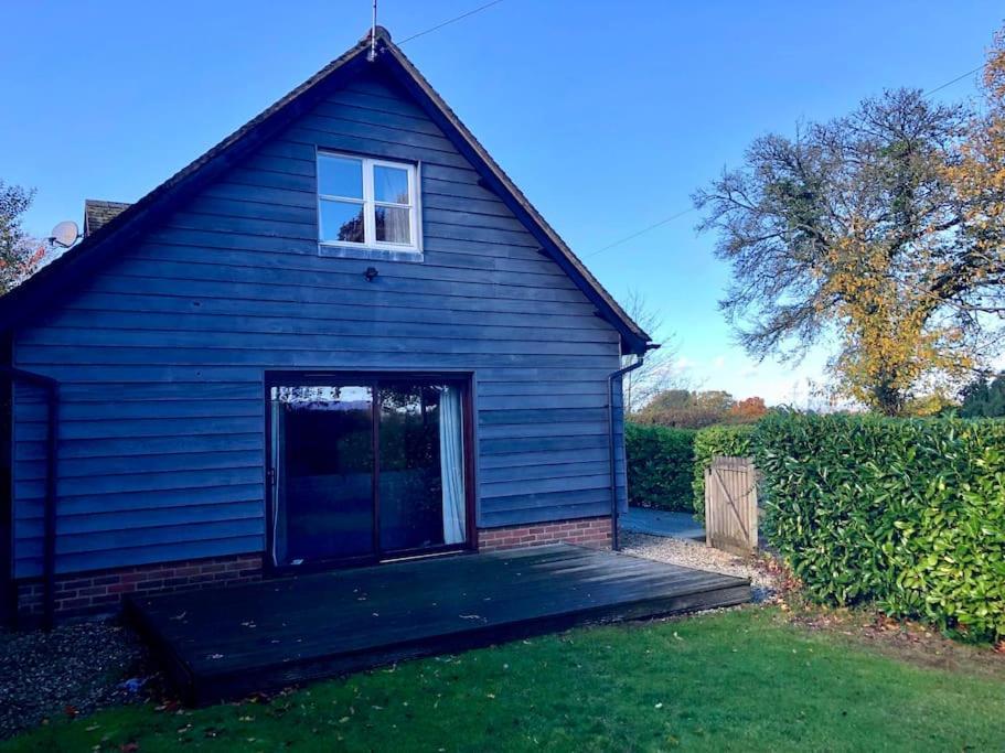 Converted Countryside Barn Inkpen Zewnętrze zdjęcie